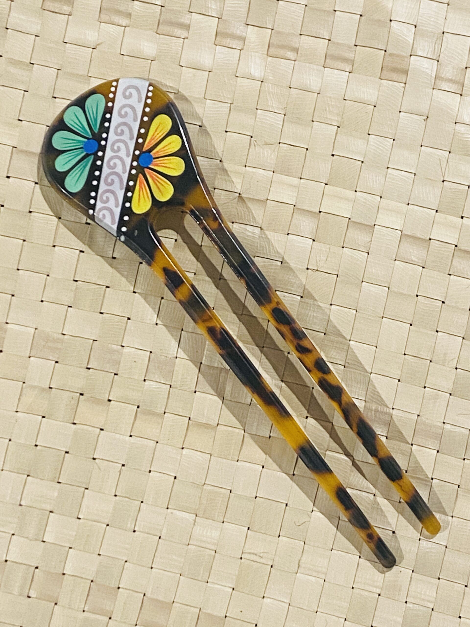 SALE - $6.00 Rounded Tip Faux Turtle Shell Hair Pin with Island Designs - Image 3