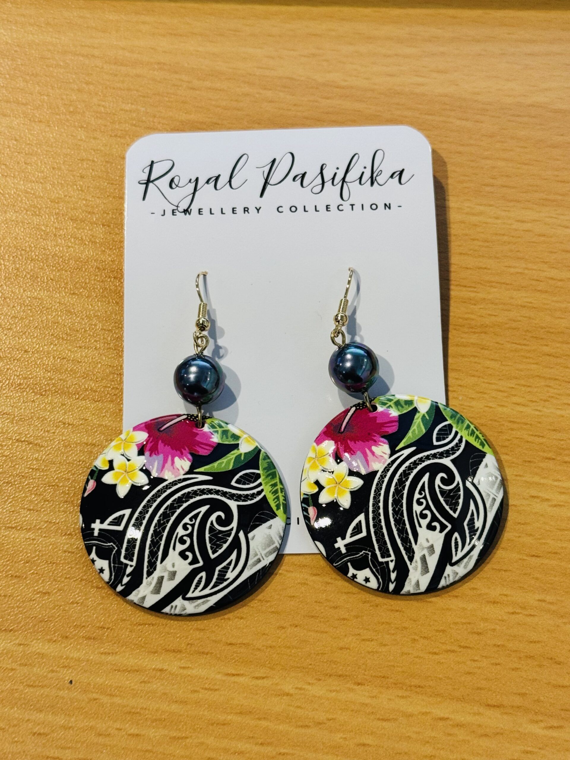 SALE - $8.50 Round Cook Island Pattern Print Earrings